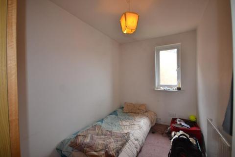 2 bedroom flat to rent, Pempath Place, Wembley, HA9 8QR