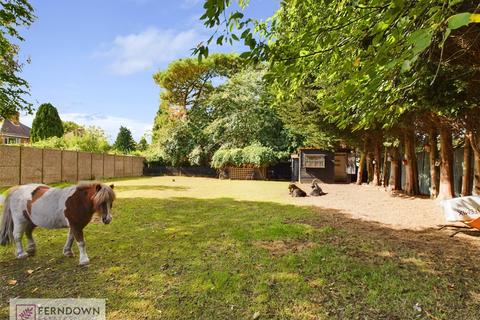 65 Coleshill Road, Marston Green, Birmingham, B37 7HT
