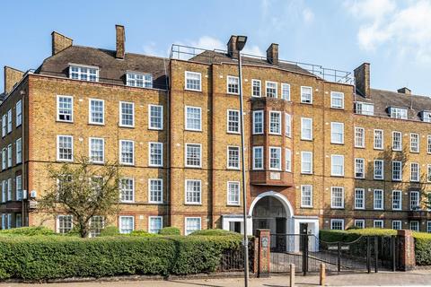 2 bedroom flat for sale, Vicarage Crescent, Battersea