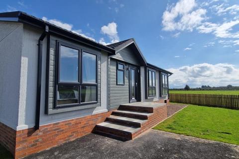 2 bedroom lodge for sale, Solway Holiday Park