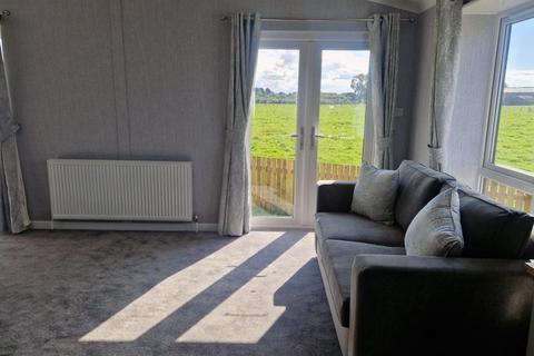 2 bedroom lodge for sale, Solway Holiday Park