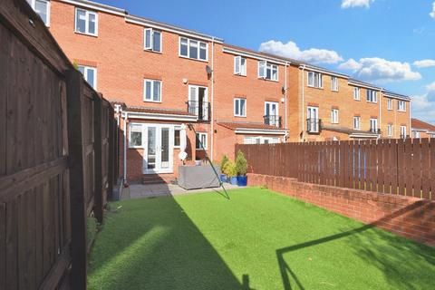 15 Springfield Close, Lofthouse, Wakefield, WF3 3GA