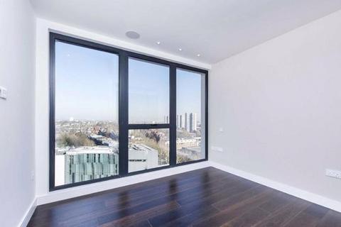 3 bedroom penthouse to rent, Centre Heights, Swiss Cottage NW3