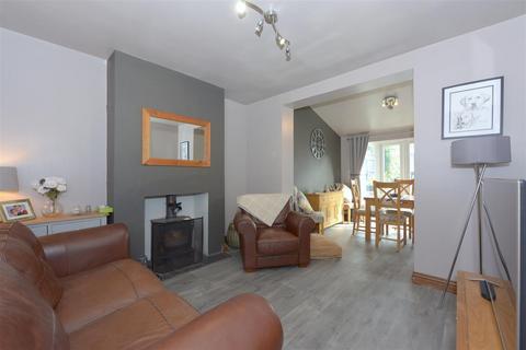 3 bedroom semi-detached house for sale, Heathgates Bank, Shrewsbury