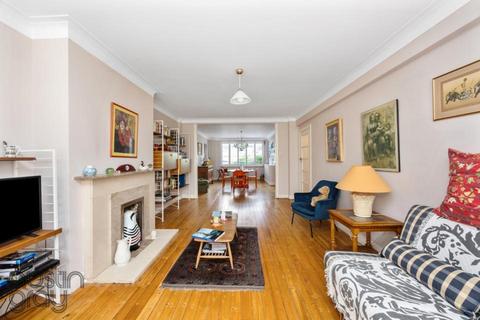 4 bedroom flat for sale, Furze Hill, Hove