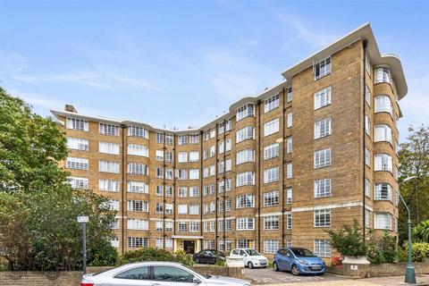 4 bedroom flat for sale, Furze Hill, Hove