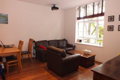 1 bedroom flat to rent, Bromyard Avenue, Acton W3 7FG