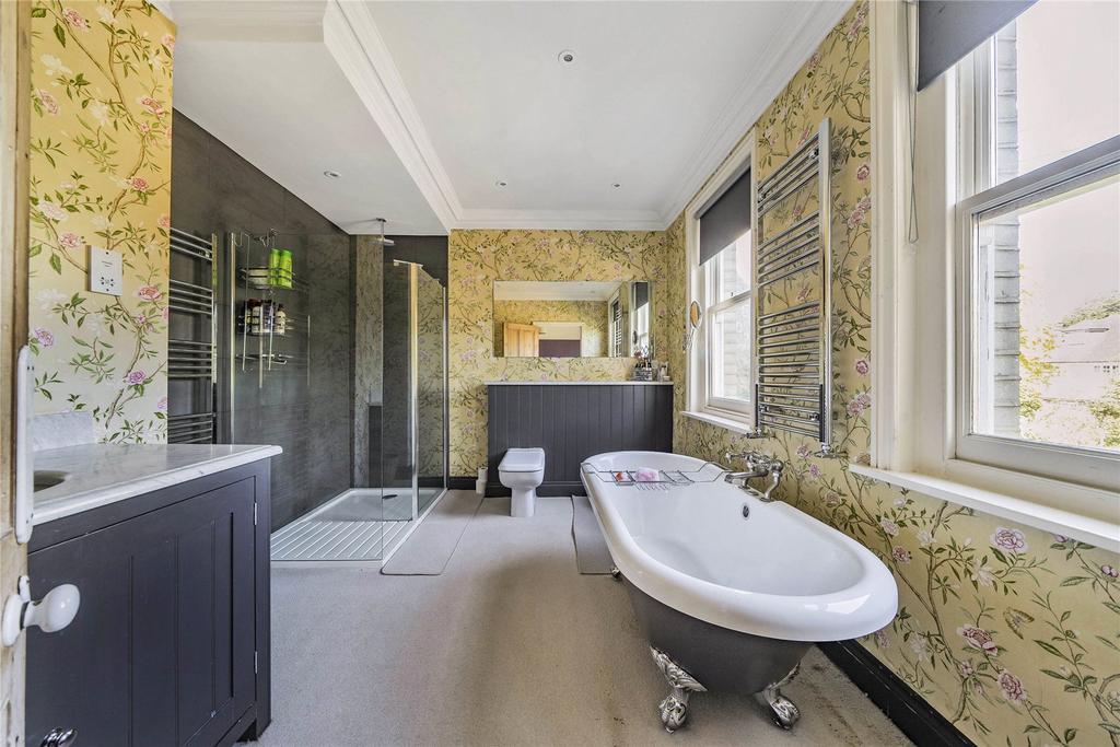 Ensuite Bathroom