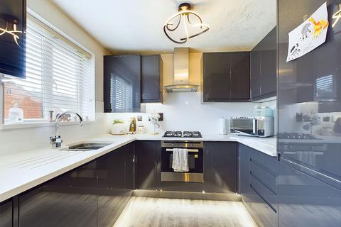 42 Willow Tree Grove, Stoke-on-trent, ST4 3BF