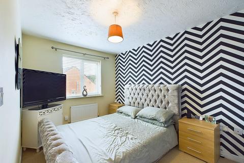 42 Willow Tree Grove, Stoke-on-trent, ST4 3BF