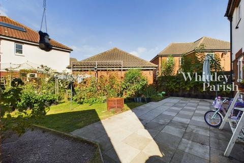 4 bedroom detached house for sale, Windsor Court, Diss