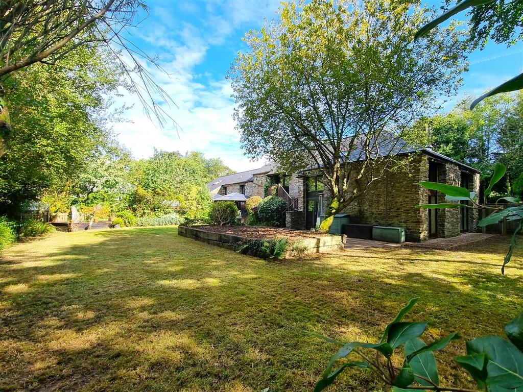 Rear Garden 7.jpg