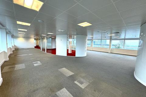 Office to rent, 6th Floor, 27 Great West Road, Brentford, TW8 9BW