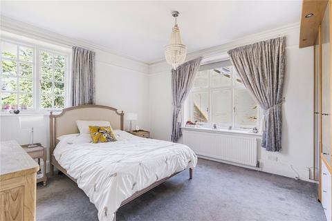 3 bedroom apartment for sale, Park Hill, Bickley, BR1