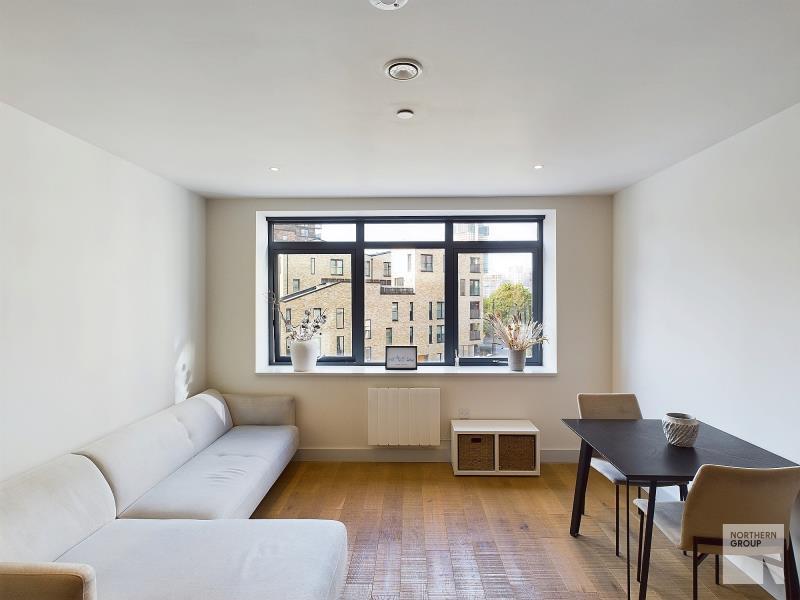 One Vesta Street 2 bed apartment to rent £1,600 pcm (£369 pw)
