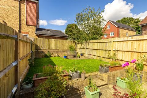 20 Halcyon Close, Oxshott, Leatherhead, KT22 0HA