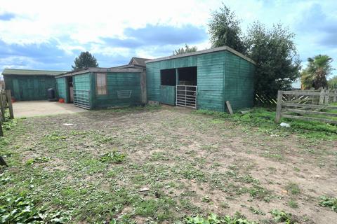 3 bedroom detached bungalow for sale, West Bank, Lincoln LN1