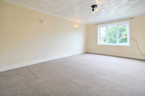 2 bedroom apartment to rent, Cardington Court, Acle NR13