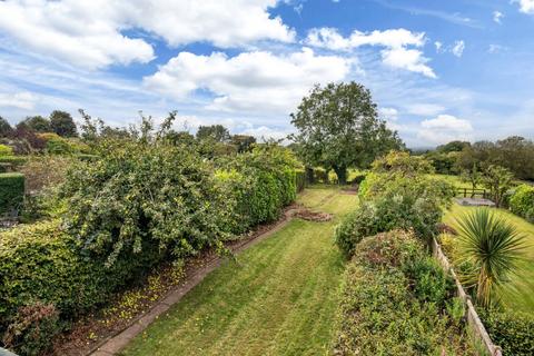 3 bedroom semi-detached house for sale, Alvechurch Highway, Lydiate Ash, Bromsgrove, Worcestershire, B60