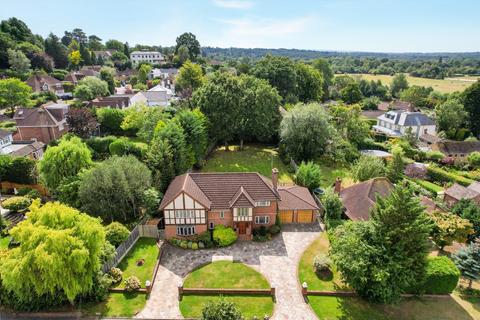 4 bedroom detached house to rent, Wayneflete Tower Avenue, Esher, Surrey, KT10