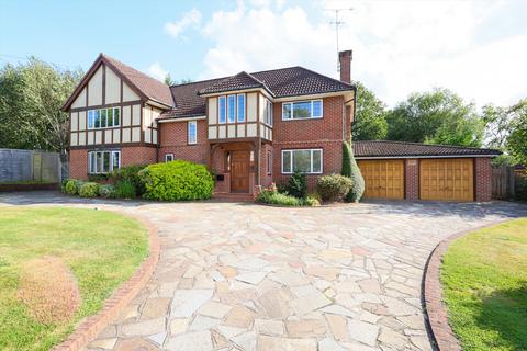 4 bedroom detached house to rent, Wayneflete Tower Avenue, Esher, Surrey, KT10