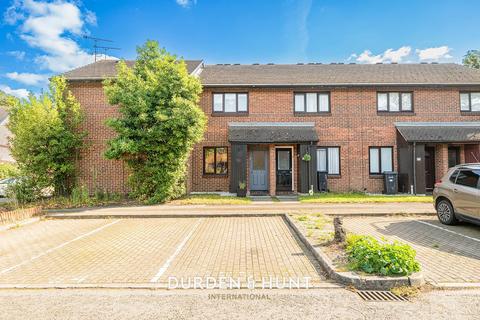 2 bedroom terraced house for sale, Alders Close, Wanstead E11