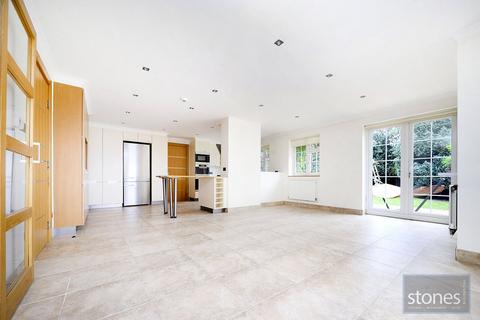 5 bedroom detached house for sale, Marsh Lane, London, NW7