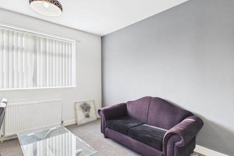 undefined, Flat 4, Albert Avenue, Hull, HU3