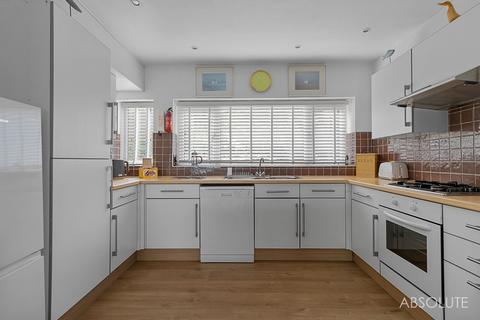 3 bedroom end of terrace house for sale, Heath Road, Brixham, TQ5