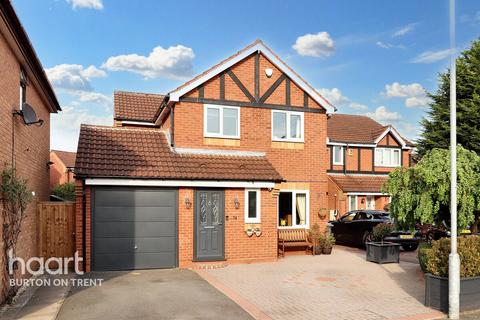 3 bedroom detached house for sale, Epsom Close, Burton-On-Trent