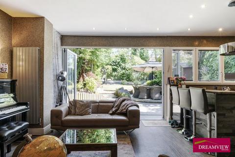 7 bedroom detached house for sale, Woodlands, London NW11