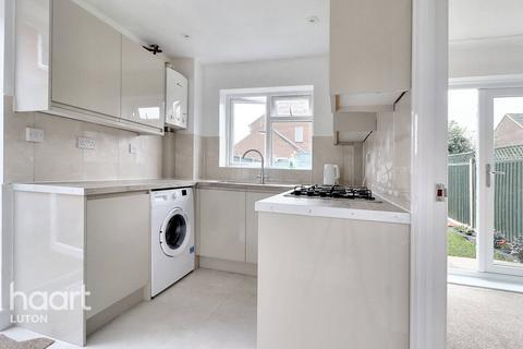 60 Blakeney Drive, Luton, LU2 7AL
