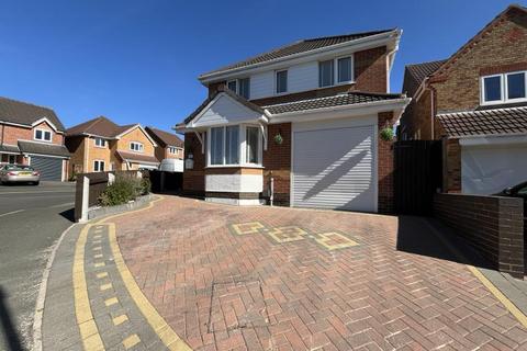 3 bedroom detached house for sale, Cavendish Close, Swadlincote DE11