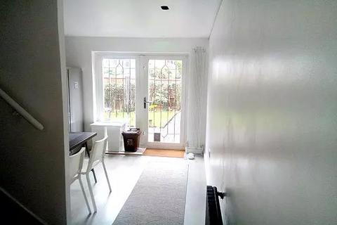 House share to rent, Tranton Road, London SE16