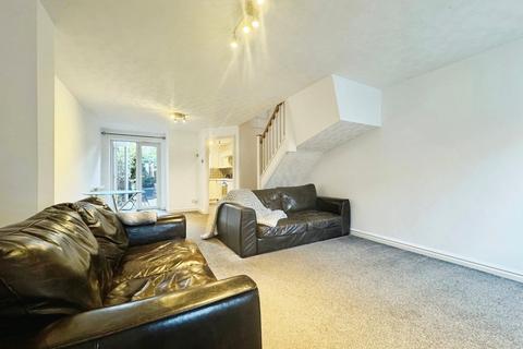 3 bedroom semi-detached house to rent, Adamson Gardens, Manchester, Didsbury, M20