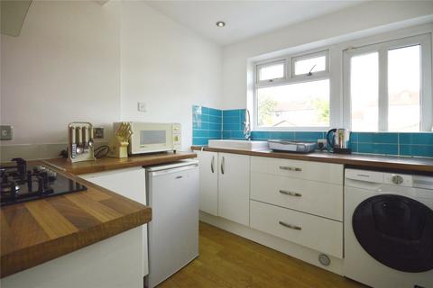 Studio to rent, Hook Rise North, Surbiton KT6