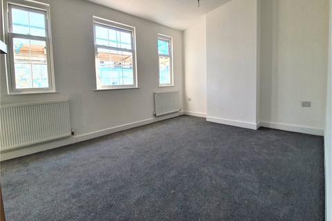 3 bedroom apartment to rent, High Street, Orpington, Kent