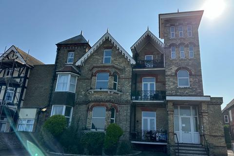 2 bedroom flat to rent, 17 Sea Road, Westgate-On-Sea, CT8