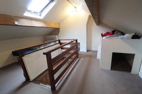 26 Barnsfold Road, Marple, Stockport, SK6 7JB
