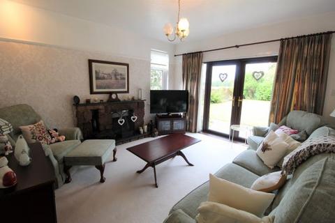 3 bedroom detached house for sale, Sevenoaks,  London Road, Stretton, Warrington