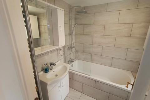 88 Amblecote Road, Tilehurst, Reading, RG30 4BP