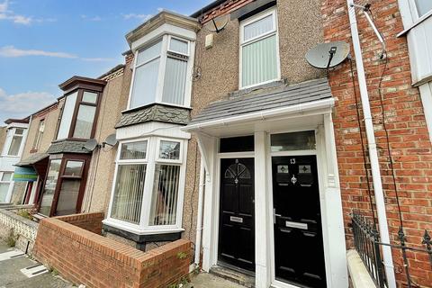 3 bedroom flat for sale, Hyde Street, Westoe, South Shields, Tyne and Wear, NE33 3LR