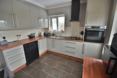 4 bedroom chalet for sale, Thornley Road, Bournemouth, BH10