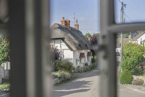 3 bedroom cottage for sale, Queen Street, Dorchester-on-Thames, OX10