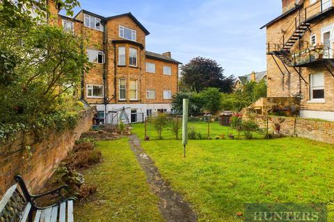 2 bedroom flat to rent, Westbourne Road, Scarborough