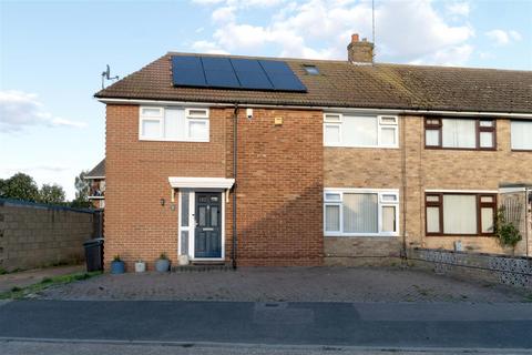 3 Frobisher Way, Gravesend, DA12 4QY
