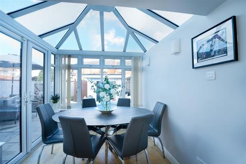 3 Frobisher Way, Gravesend, DA12 4QY