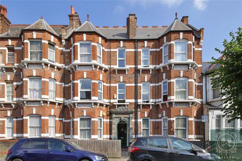 3 bedroom apartment to rent, Abbotsford Avenue, London, N15