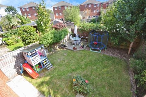 3 bedroom terraced house for sale, Blakeslee Drive, Exeter