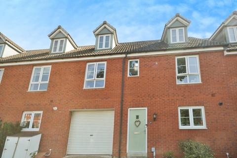 3 bedroom terraced house for sale, Blakeslee Drive, Exeter